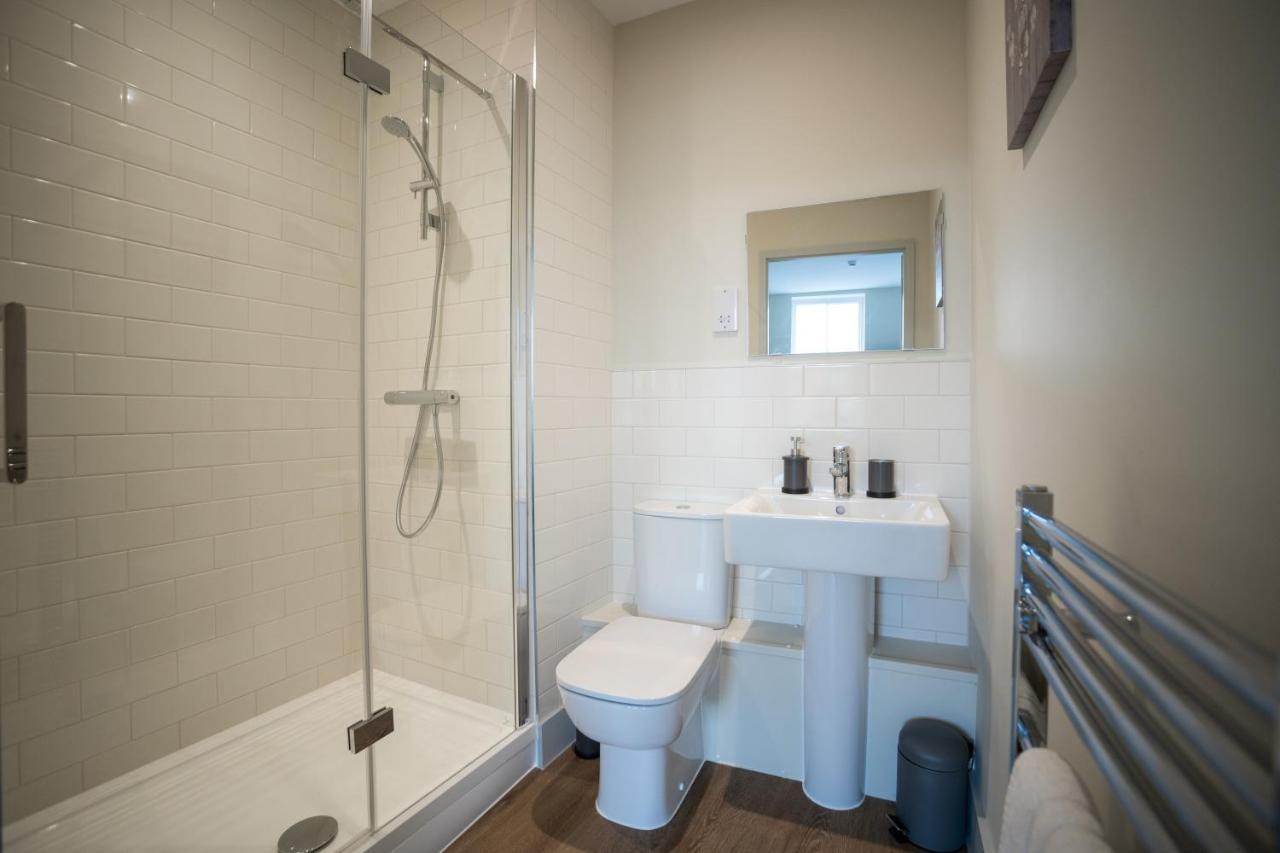 Apartment 7, Isabella House, Aparthotel, By Rentmyhouse Херфорд Екстериор снимка